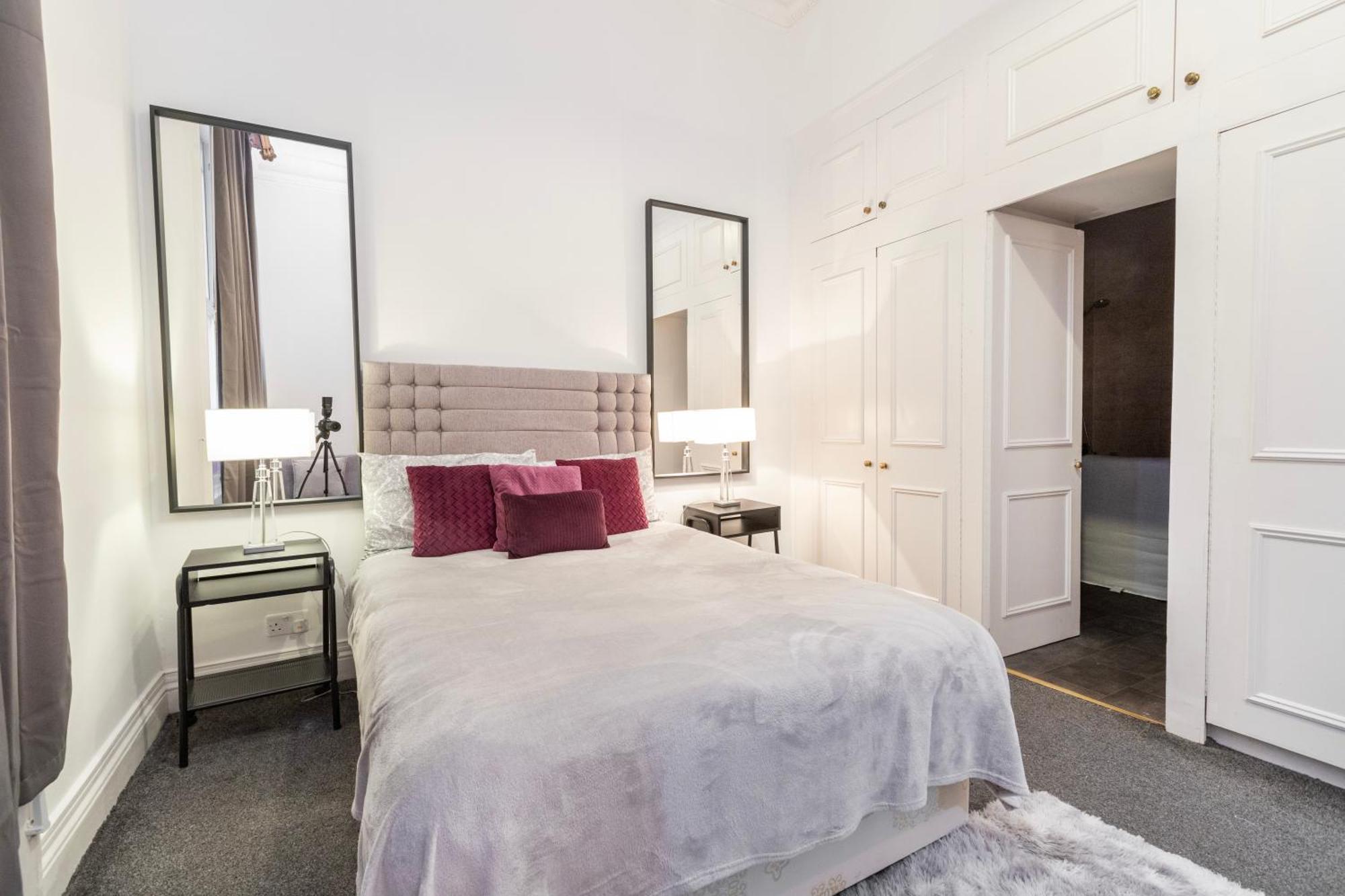 Апартаменты Harrods Flats Лондон Экстерьер фото